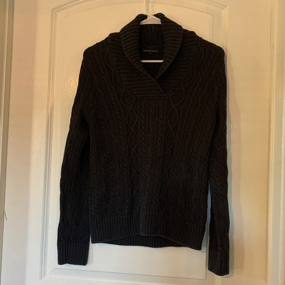 Cable Knit Navy Blue Sweater - Picture 1 of 3
